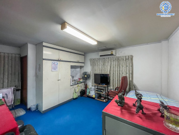 *****บ้านเดี่ยวมือสอง ซอยลาดพร้าว35 เนื้อที่ 72 ตร.ว. ฟังก์ชันจัดเต็ม 4 ห้องนอน 4 ห้องน้ำ 4 ที่จอดรถ บ้านสวยพร้อมเข้าอยู่ แถมฟรี เครื่องปรับอากาศ+เครื่องทำน้ำอุ่น ทำเลดี เข้าออกได้หลายเส้นทาง ทั้ง ถ.รัชดาภิเษก,ถ.ลาดพร้าว ใกล้รถไฟฟ้า "สถานีลาดพร้าว" และทางด่วน "ศรีรัช"